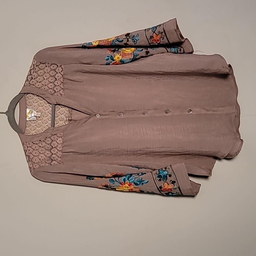 Fig and Flower Embroidered Bohemian Shirt Sz S Indie Boho